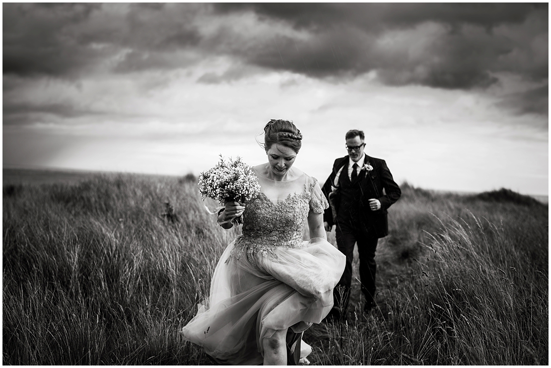 barn on the bay wedding photography northumberland 0102