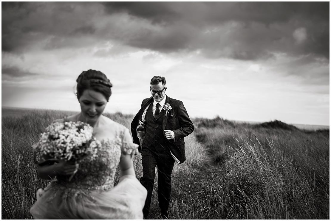 barn on the bay wedding photography northumberland 0103