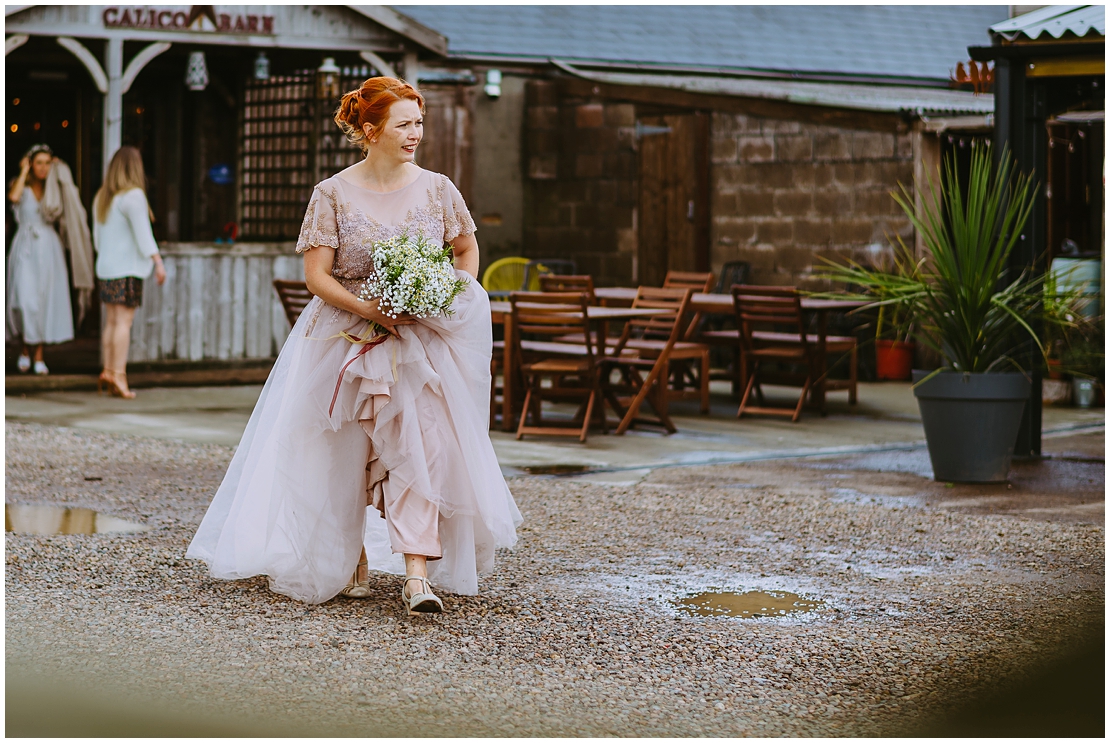 barn on the bay wedding photography northumberland 0105