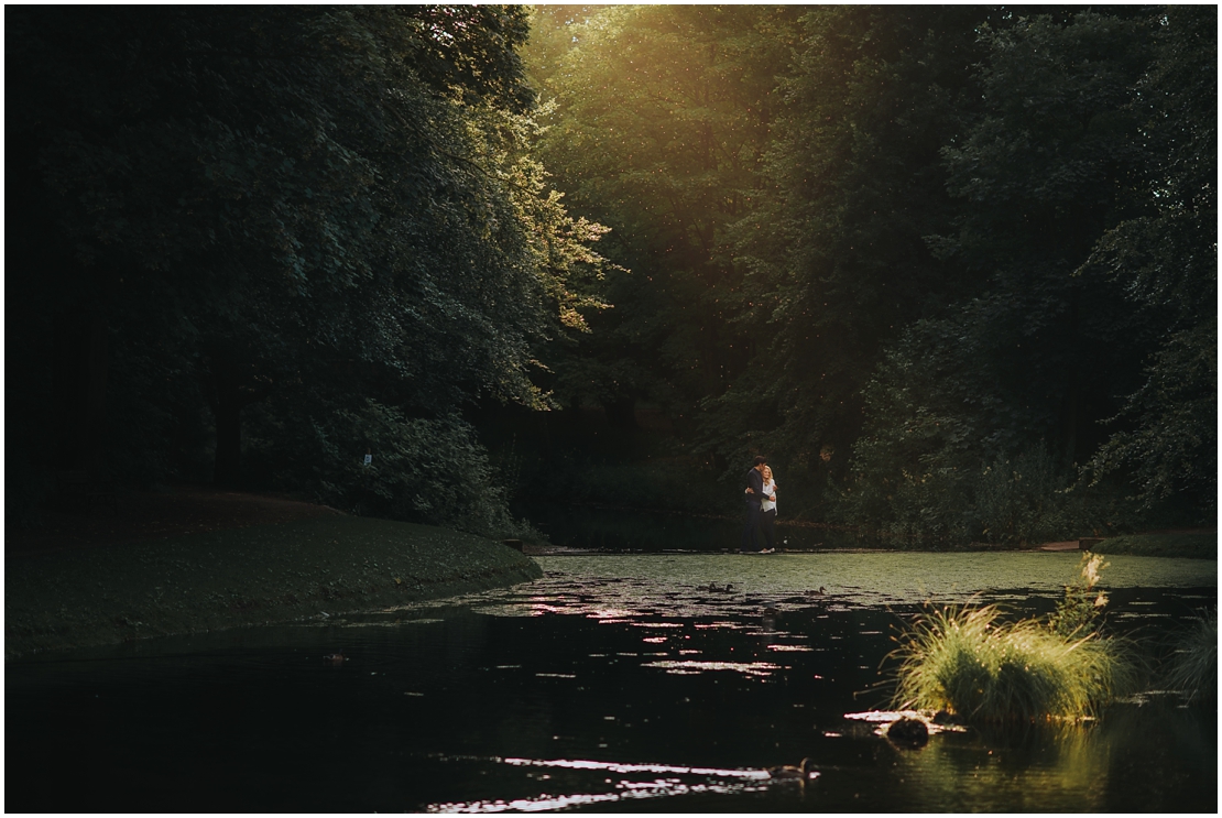 gillian alex hardwick park engagement shoot 0032