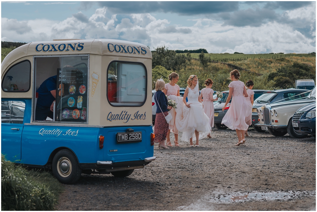 bamburgh castle wedding photography gillian alex 0040