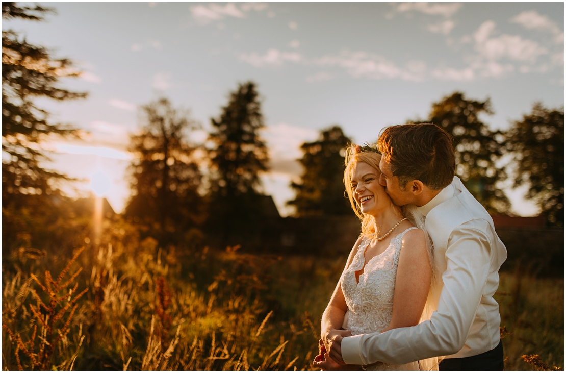 bamburgh castle wedding photography gillian alex 0120