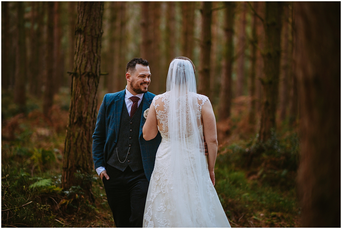 kath chris healey barn wedding photography 0051