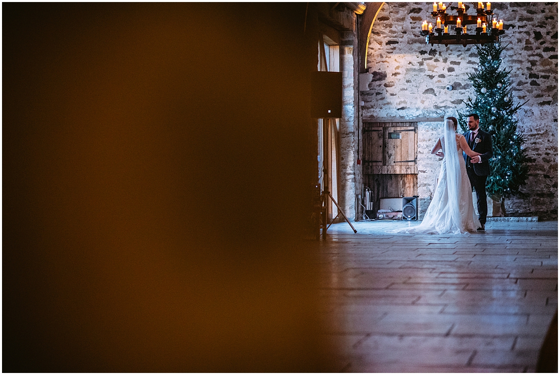 kath chris healey barn wedding photography 0068