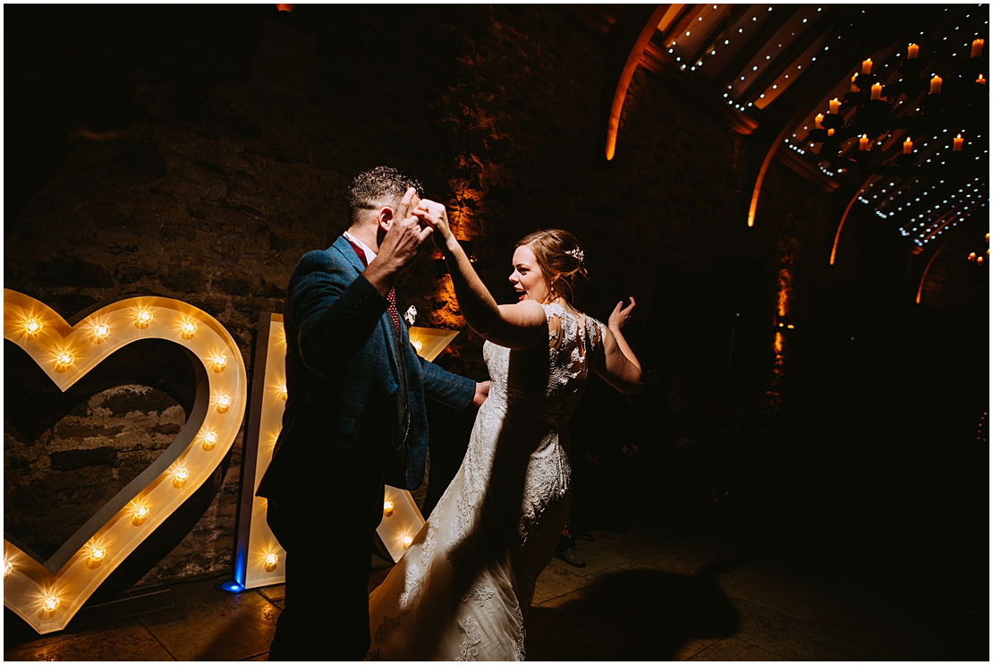 kath chris healey barn wedding photography 0084